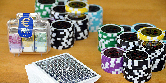 Poker Tips: Watch your competitors moves closely