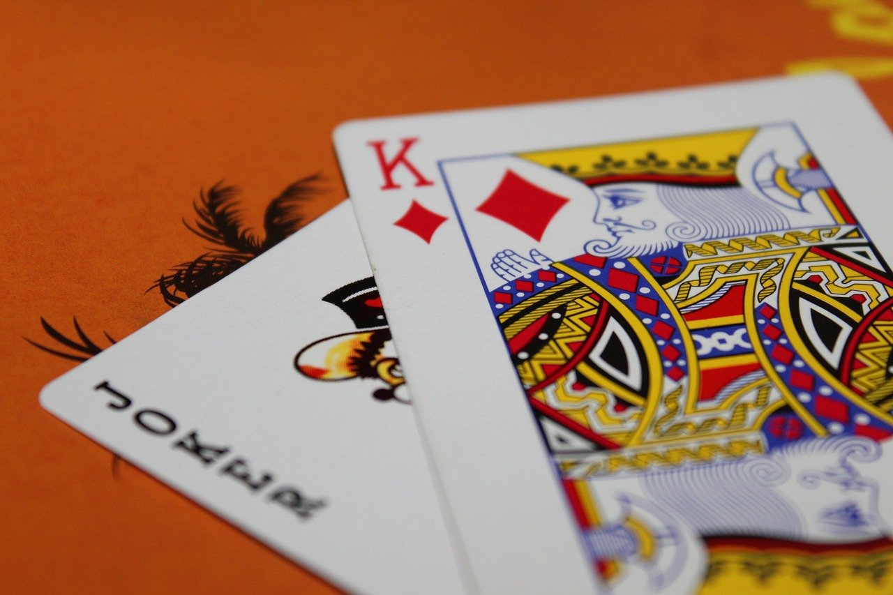 Why Online Poker is Enjoyed by Many and a Popular Game